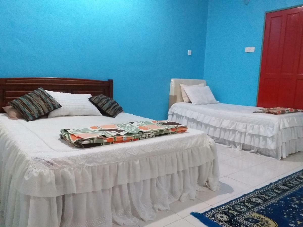 Assalam Homestay Сери-Искандар Экстерьер фото
